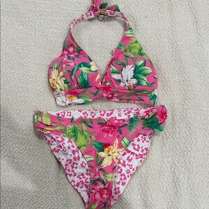 NWOT Tommy Bahama Reversible Floral Bikini
